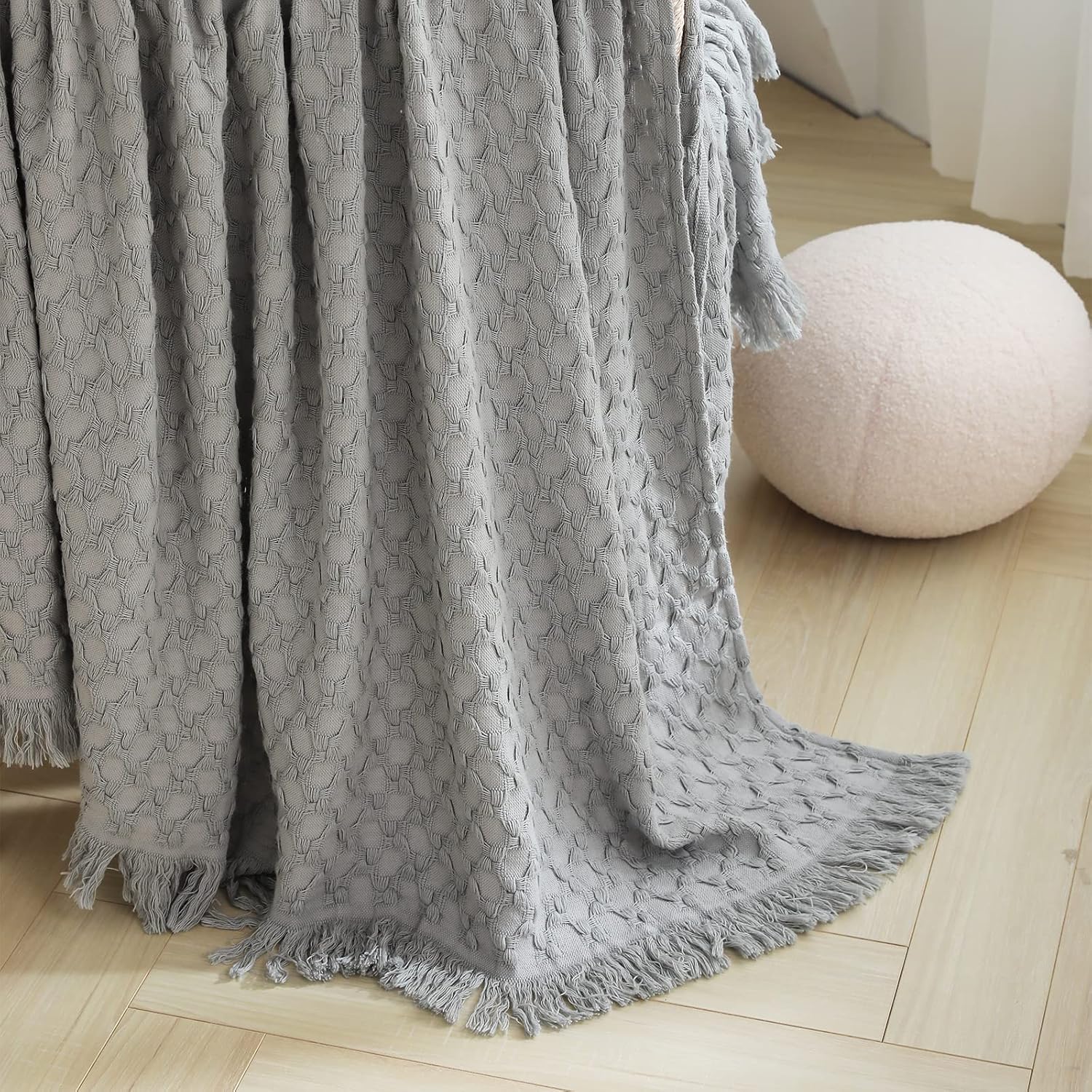 #color_grey