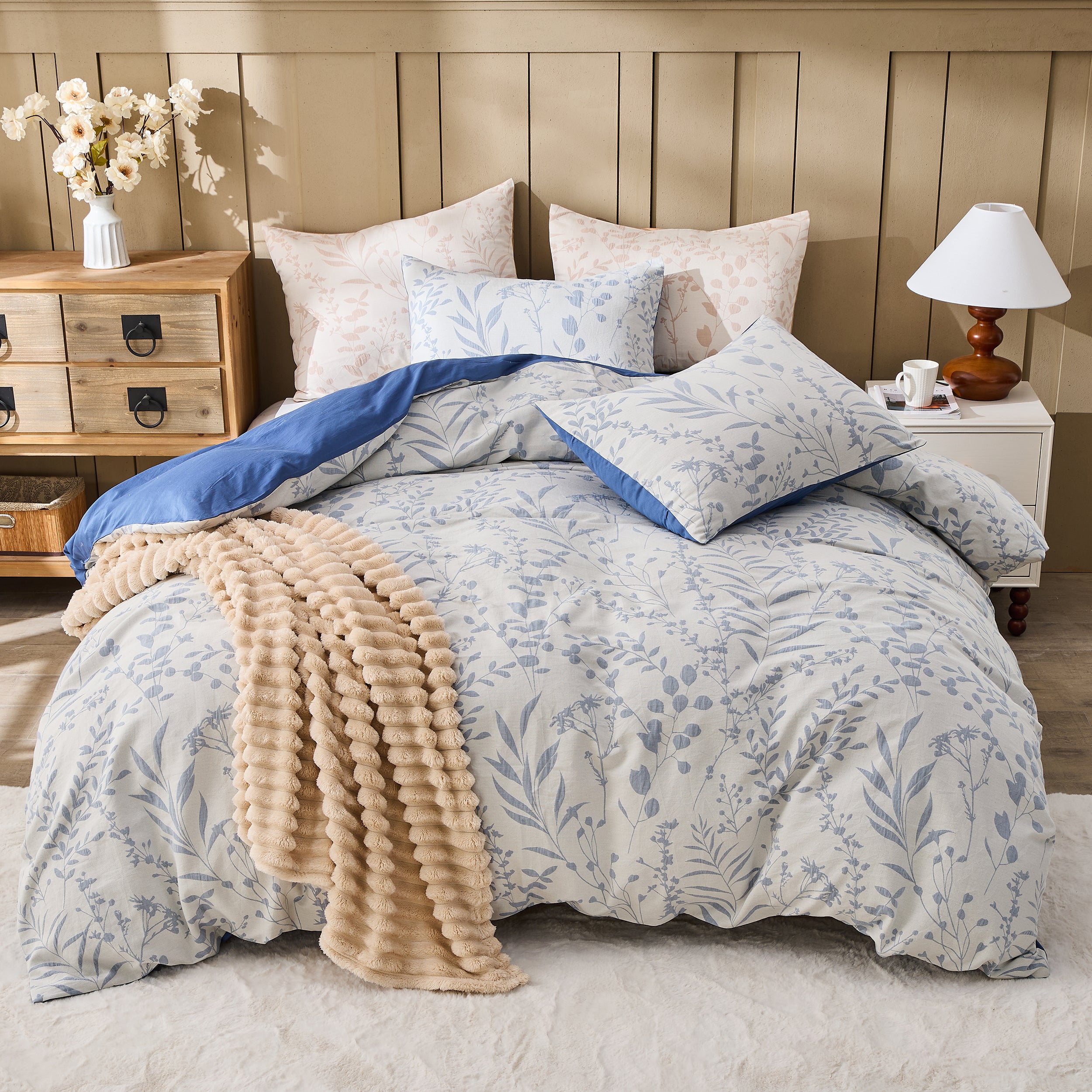 King-Cotton Duvet Cover Set - Yarn Dyed Jacquard Floral