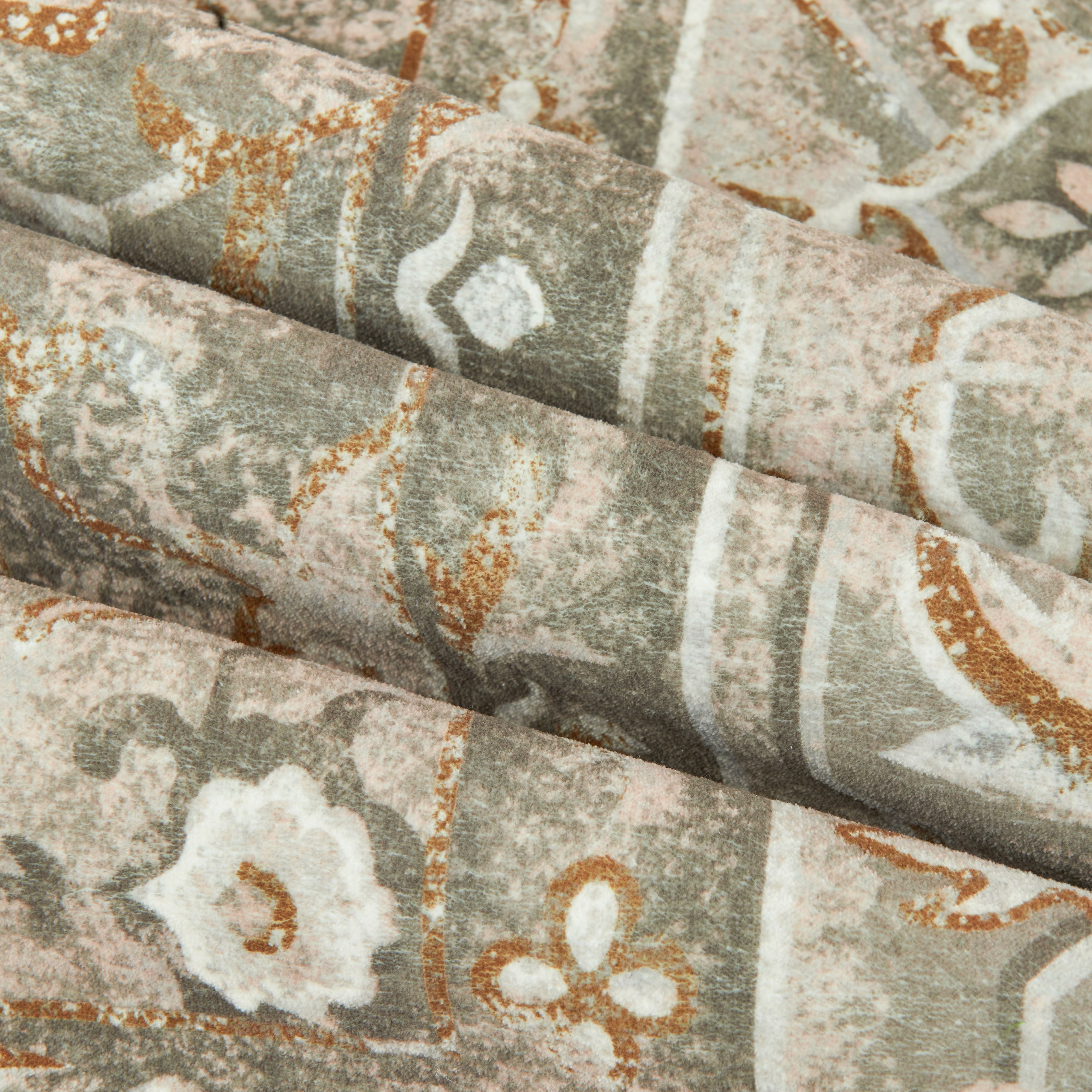 #color_terracotta brown