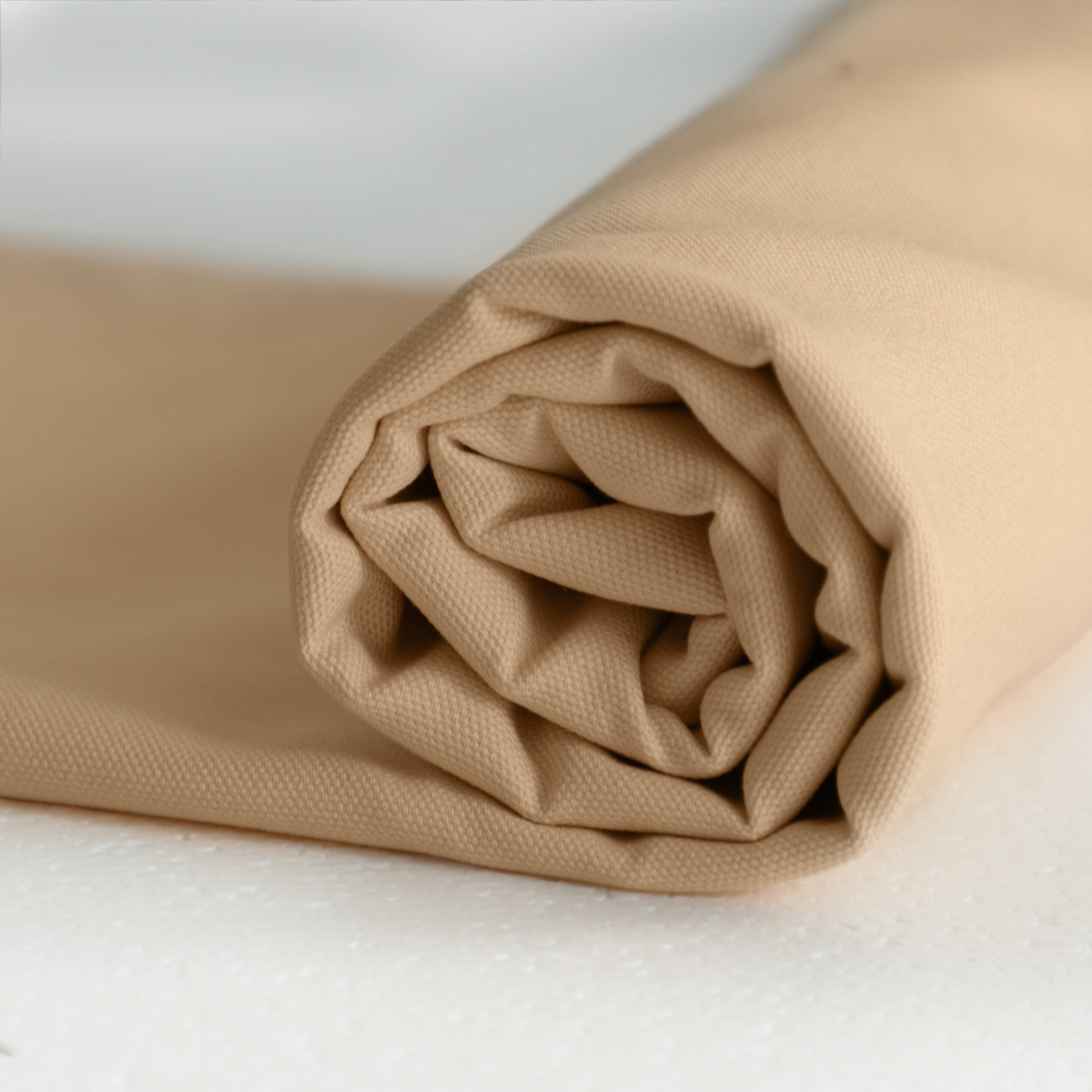#color_apricot
