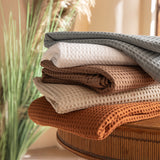 #color_white,dusty blue,khaki,light brown,rust orange