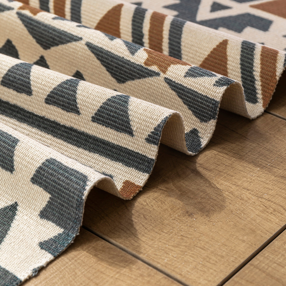 #pattern_triangle