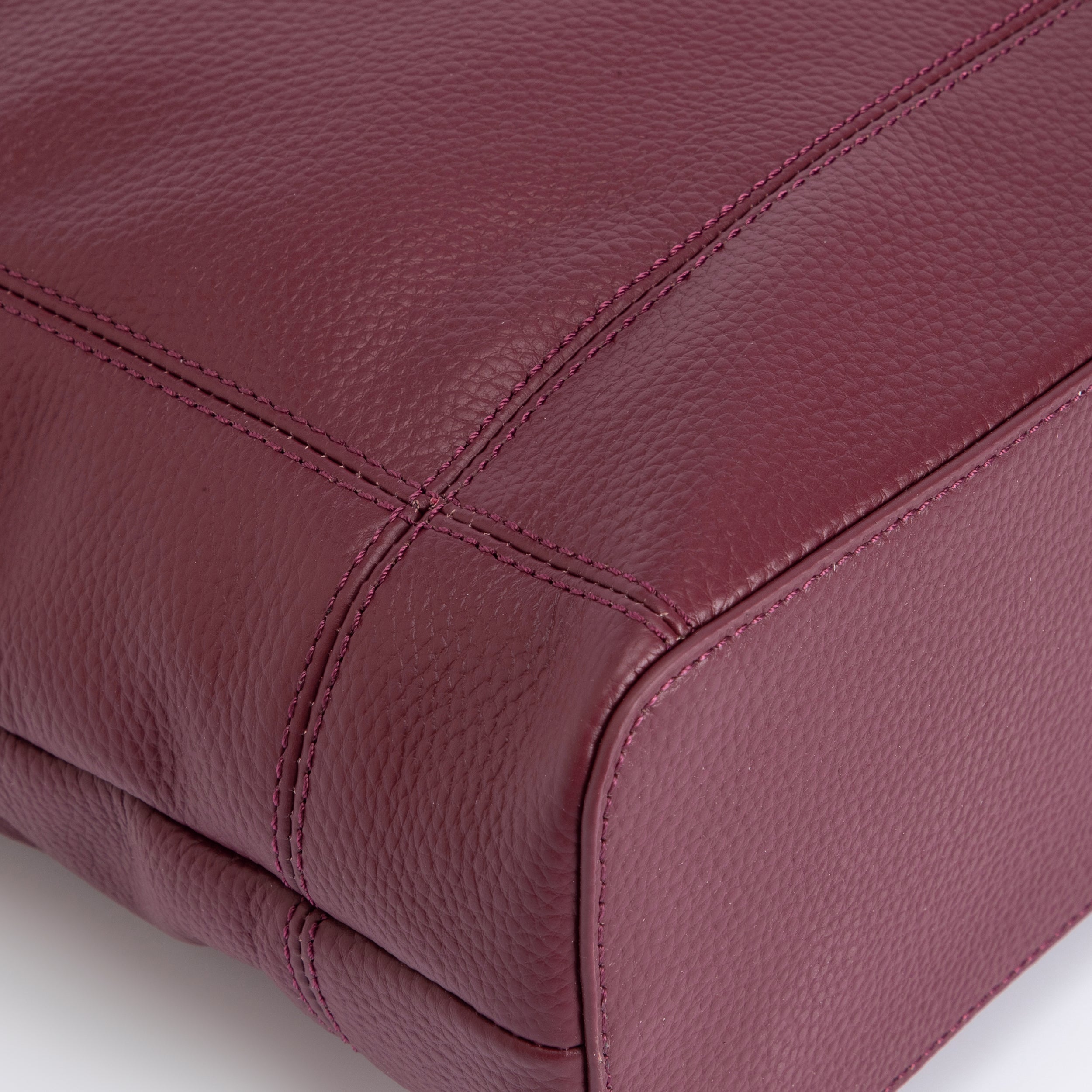 #color_burgundy