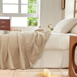 #color_khaki