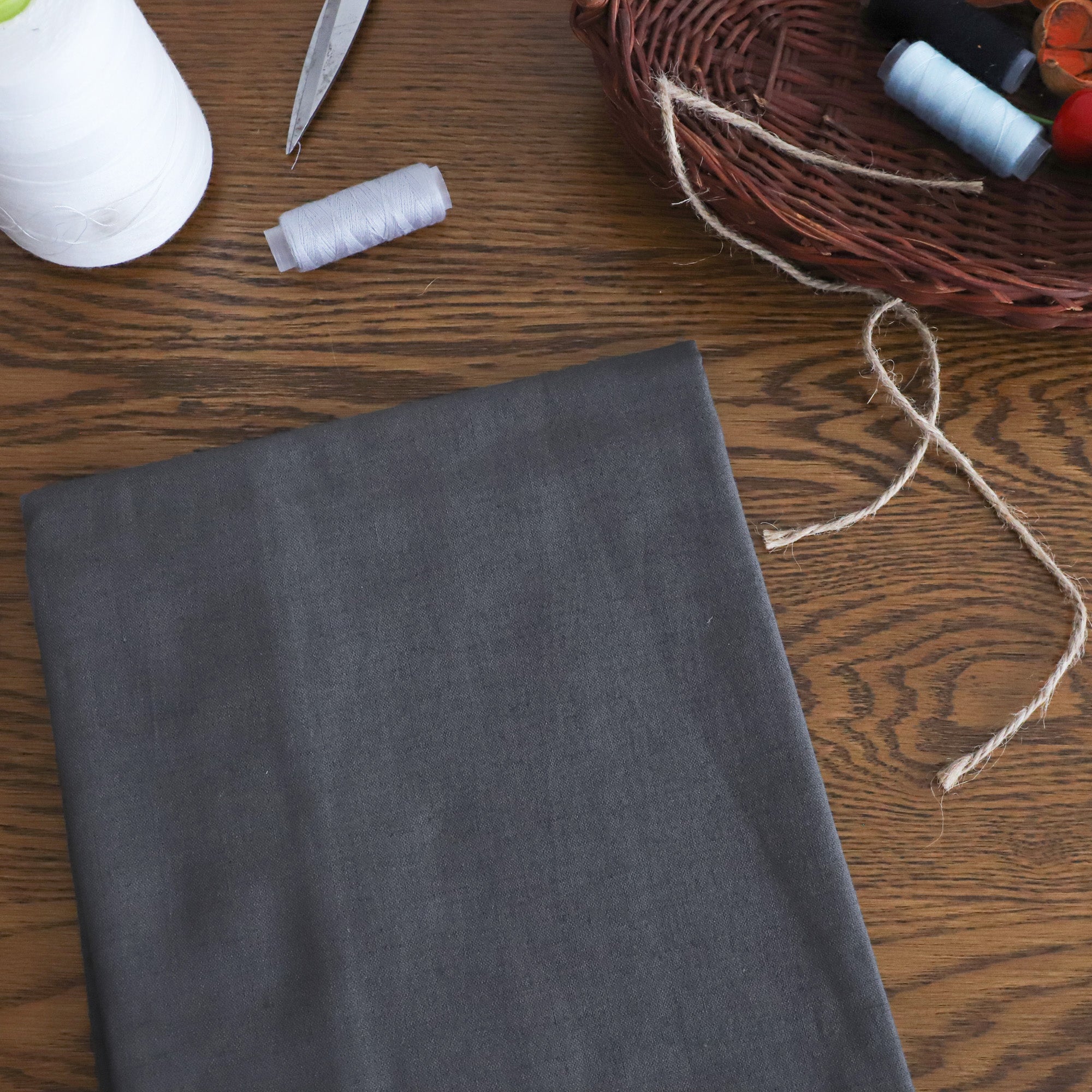 #color_dark grey