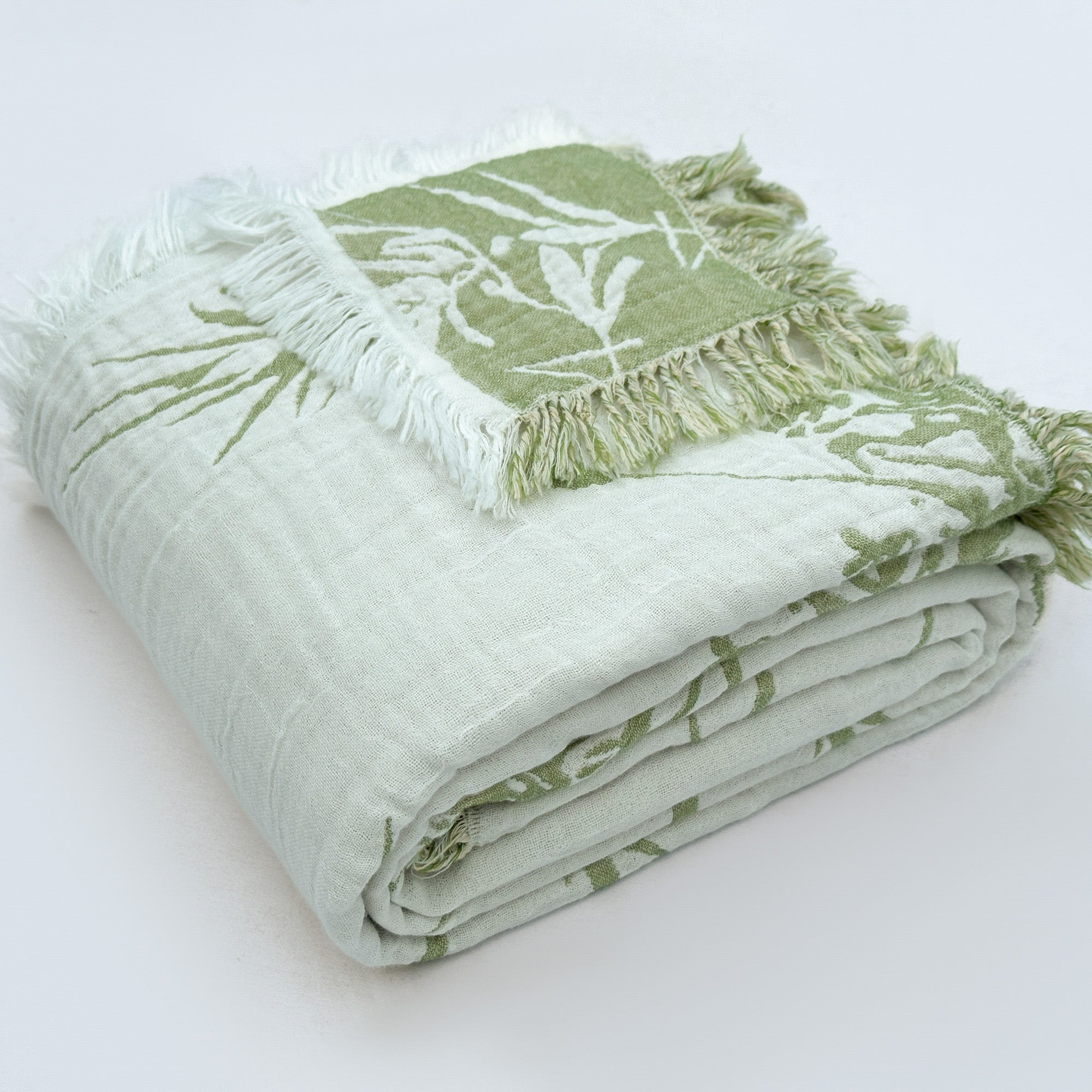 #color_leaves - sage green