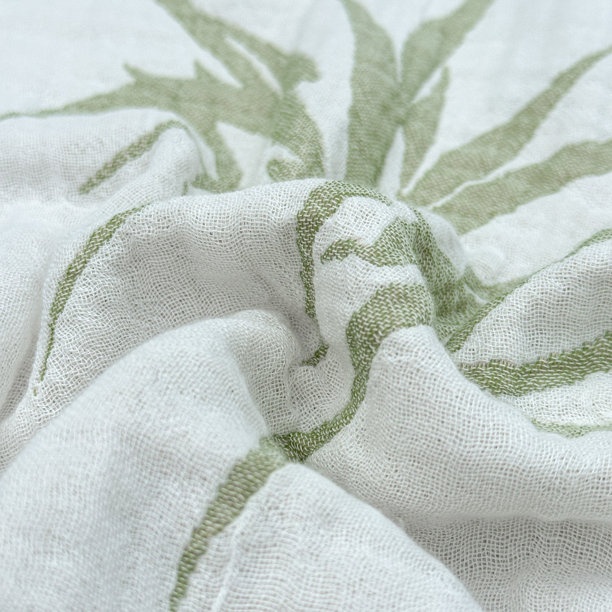 #color_leaves - sage green