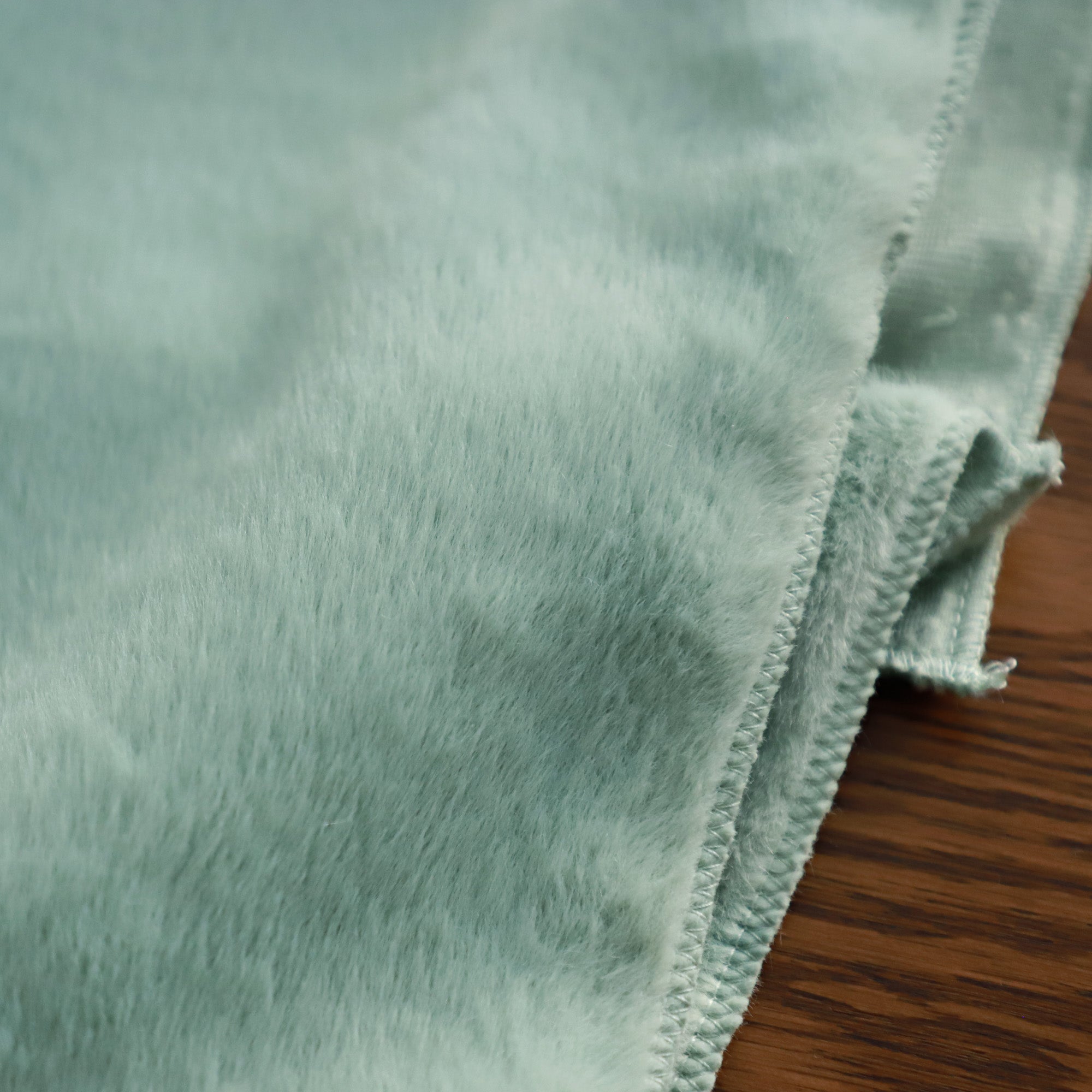 #color_grayish green